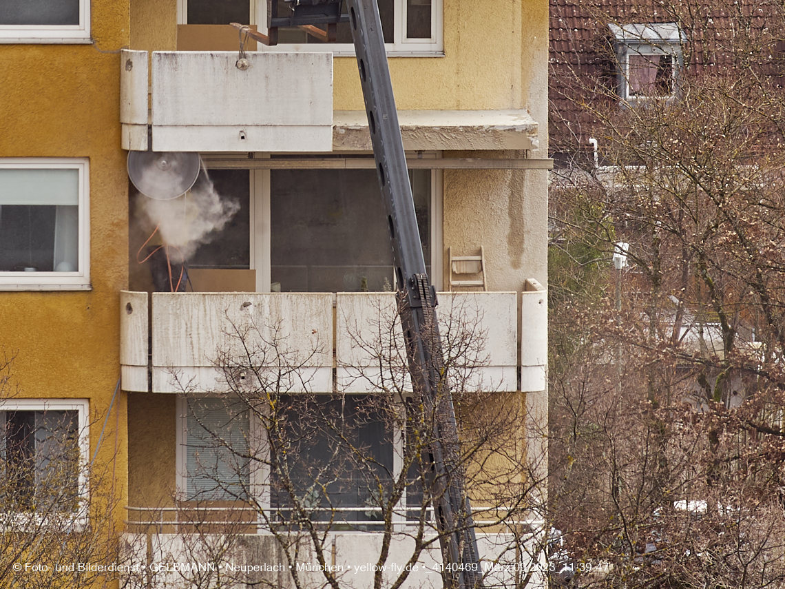 09.03.2023 - Fassadensanierung und Balkonentfernung am Karl-Marx-Ring 57c